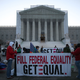Illustration for article titled Theres Lots of Love Outside the Supreme Court Today as Justices Hear Prop 8 Arguments